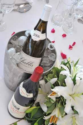 Wedding Drink Selector A welcome drink for your guests as they arrive and mingle with the wedding party, well-chosen