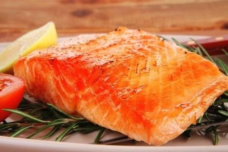 baked salmon Yield: 2 servings You will need: baking sheet, parchment paper 2 filets salmon 1 tsp olive oil sea salt + pepper 1. Preheat the oven to 350 F.