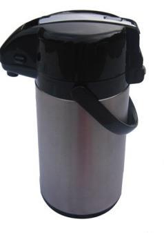 00 Bravilor 18L filters and two flasks, water jug