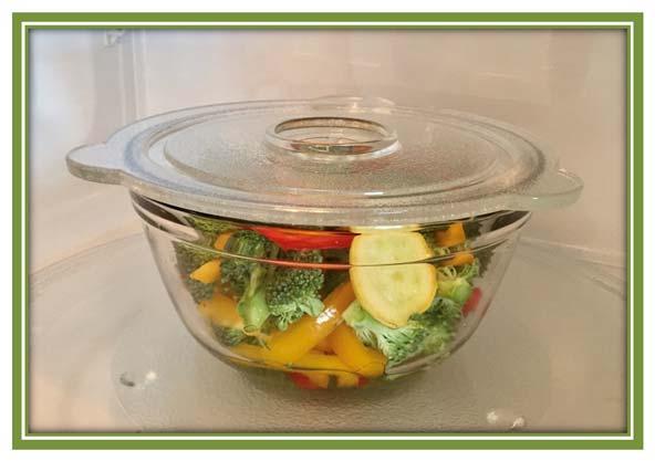 Steamed Vegetables in the Microwave STEAMED BROCCOLI Rinse fresh Broccoli, cut into small pieces or florets. Place in a 1 2 quart microwavesafe glass bowl; add ½ cup water, pinch of sea salt.