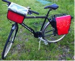 Bike rental: Aluminum bikes (men and women) with 21 speeds, free wheel, 1 big pannier bag, water bottle, GPS with