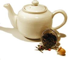 Te a p o t s Sherwood Teapot (for three or four) Capacity: 24 oz. (700 ml) The ever-popular white ceramic teapot.