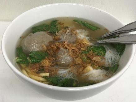 00 Thick flat rice noodle with beef, beef tendon, beef liver, beef meatball, egg, vegetables chose cooking style: FRIED or POUR with white gravy. SOUP ENTRÉE BAKSO BERANAK / PREGNANT MEAT BALL... $13.