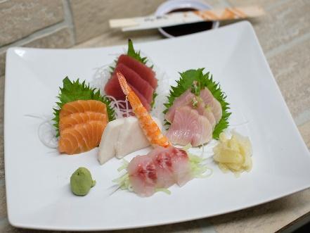 00 15 pcs assorted sashimi of Chef s choice. SUSHI AND SASHIMI DINNER $20.