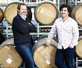 HAWKES BAY, NEW ZEALAND Rod McDonald Wines is the passion of winemaker Rod McDonald and a family owned wine business.