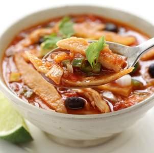 Chicken Tortilla Soup 4 chicken breast cup long grain brown rice can of un salted diced tomatoes diced deseeded jalapeno box low sodium chicken broth tsp cumin tsp chili powder tsp garlic powder tsp