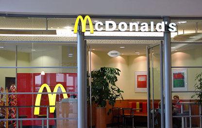 Foodservice Establishments McDonald s Entered the market in the late 1980 s Operates 13 outlets in Serbia Offers tailored menu options such as a Cordon Bleu in a burger bun, Croquettes with meat