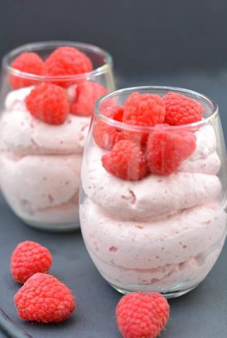 Raspberry Mousse 6 ¼ cup cold water ½ cup boiling water 2 teaspoons gelatin 1 tablespoon lemon juice ¼ cup organic sugar 1 cup fresh raspberries 2 cups heavy cream 1 vanilla bean 1 Add cold water and
