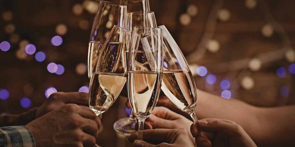 New Year s Eve Dinner Dance New Year s Eve Dinner Menu New Year s Gala Package Arrive anytime from 2.00pm to check-in to your room and get ready at your leisure.