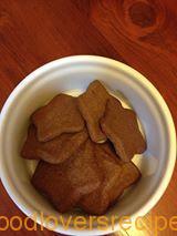 MARIETA S SPECULAAS MARIETA S SPECULAAS Makes about 36 1 cup unsalted butter; softened 2 teaspoons vanilla extract 1 cup granulated sugar 1 1/4 cups brown sugar, firmly packed 2 large eggs, lightly