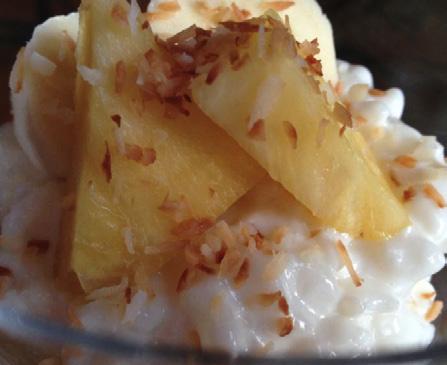 COCONUT RICE i PINEAPPLE BONUS RECIPE APPROX. 3 HRS 6 ENERGY: 195KJ PROTEIN: 2.4G TOTAL FAT: 2.5G CARBS: 2.2G SODIUM: 557MG Place all of the ingredients (except for the pineapple) into a pot.
