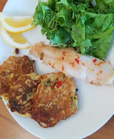 FISH & FRITTERS APPROX. 40 MINS 6 ENERGY: 1170KJ PROTEIN: 20.8G TOTAL FAT: 10.1G CARBS: 23.5G SODIUM: 1060MG Preheat the oven to 180ºC and line a baking tray with baking paper.
