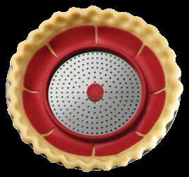 It is adjustable to accommodate 9-11 inch pies.