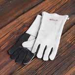 gloves are comfortable and flexible, making it easy to grasp chimney starter or hot grate.