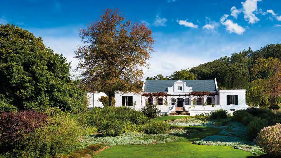 MANOR HOUSE The Manor House is a beautiful four-bedroom villa located at Mont Rochelle in the heart of Franschhoek s Klein Dassenberg mountain range and available for exclusive use year-round.