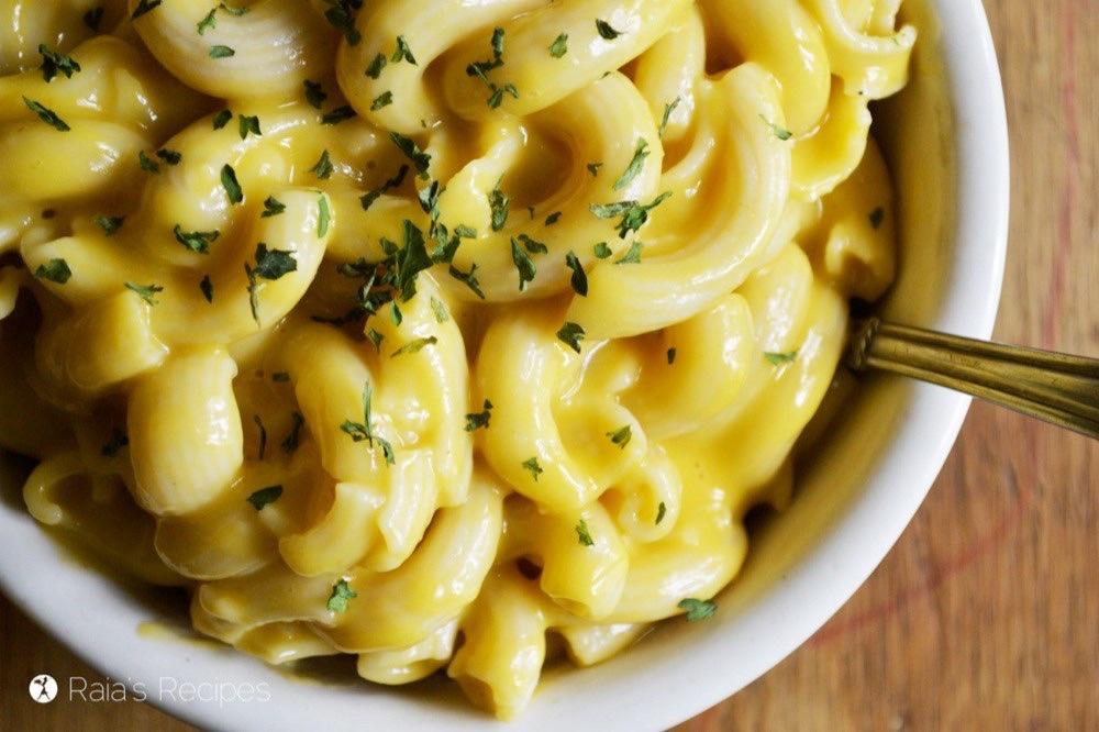Easy, One-Pot Mac n Cheese from Raia s Recipes INGREDIENTS: 16 oz.