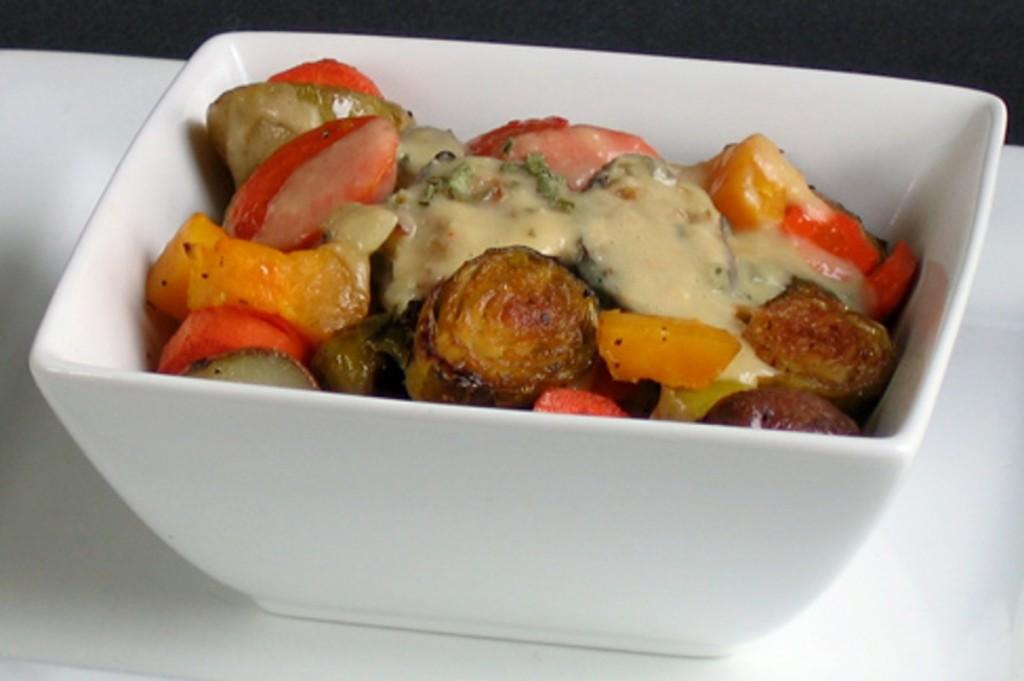 8. Roasted Vegetables with Lemon-Cannelini Sauce If you love roasted stuff, have a taste of these combined slow-roasted veggies blended with lemon-cannelini sauce.