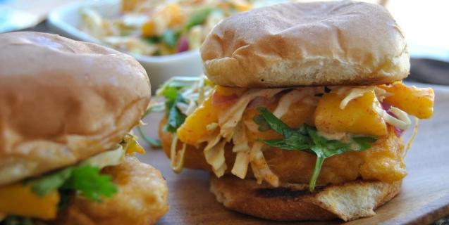 16. Fish Sliders with Spicy Mango Slaw Replace your old cabbage coleslaw recipe! This fishless fillet is blended with mango slaw and topped with vegetarian mayo.