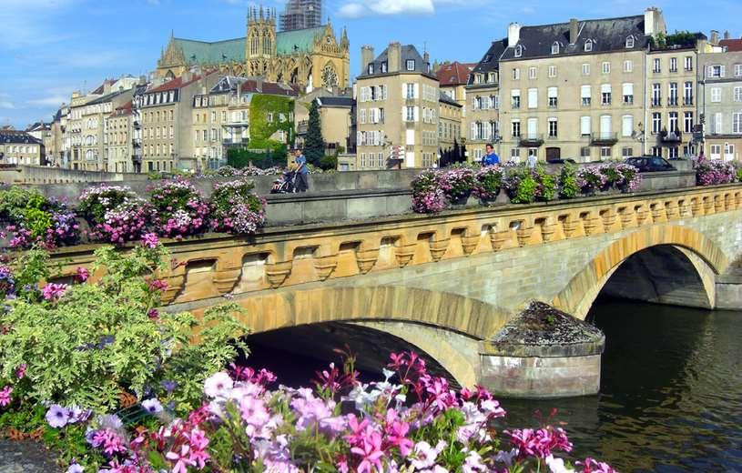 France Luxembourg - Germany - Moselle Metz to Koblenz Bike Tour 2018 Individual Self-Guided 8 days / 7 nights Begin this beautiful bike tour in northern France in the historic city of Metz, whose