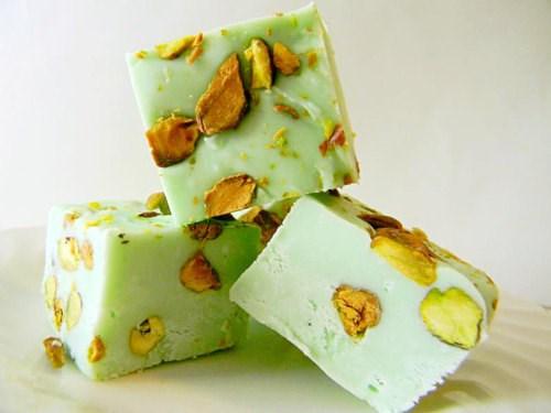 Pistachio Fudge Makes: 25 (1 square) servings Creamy, nutty fudge with a light green color is perfect for holiday occasions.