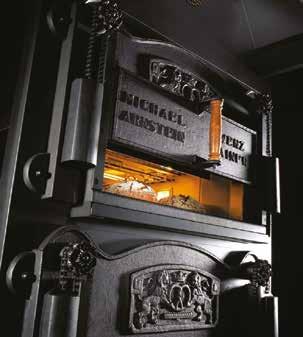OLD FASHIONED BAKING OVEN The Wenz 1919 is the perfect combination of originality and authenticity.