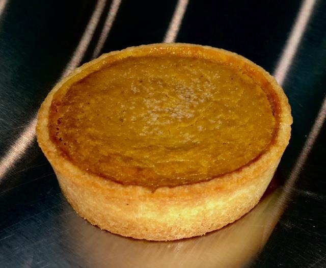 Pumpkin Tart 3 Delicious and spicy Individual portion, 65g, 23 units/case, net weight 1,5 kilo An autumn