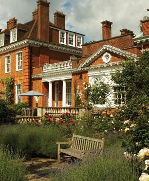 Hunton Park Hertfordshire A sweeping driveway surrounded by 22 acres of magnificent rural Hertfordshire parkland, brings you to a charming Queen Anne Mansion House.