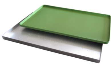 Trays models Flat baking trays made of aluminium-coated with folded edge. 8/10 thickness.