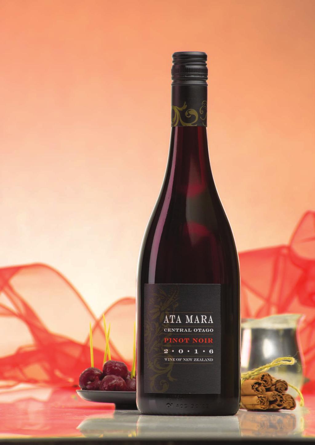 605 NZWS Solo: 03/8 N E W Z E A L A N D ATA MARA CENTRAL OTAGO PINOT NOIR Handpicked from a single vineyard The Ata Mara vineyard sits on the Wanaka-Cromwell highway and boasts the clay soils that