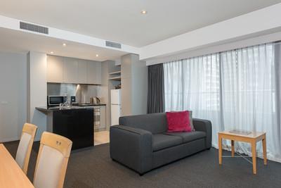 Accommodation Stay with Mantra Positioned just moments from the city's vibrant arts and entertainment heart, Mantra Southbank Melbourne offers large, contemporary apartments with excellent hotel