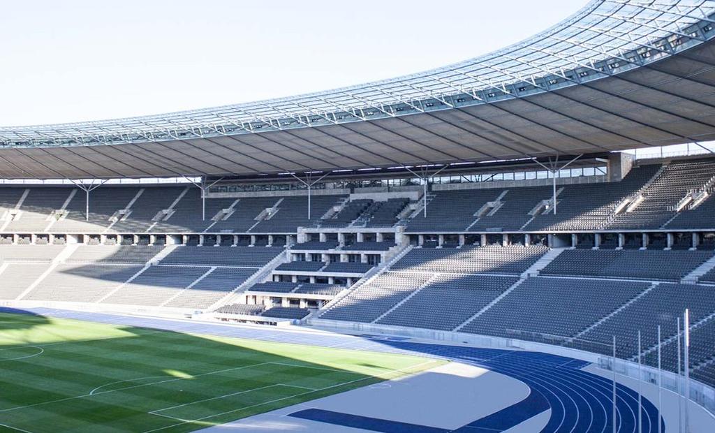 beverages** Attentive service personnel BUSINESS SEAT GRANDSTAND EUR 405 excl. VAT BUSINESS SEAT STAND EUR 395 excl. VAT * Seating upon receipt and availability depending on booked category.