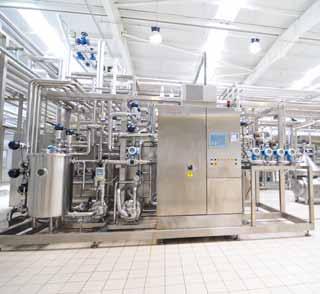 The wide range of self-cleaning centrifuges (milk separators, milk clarifiers, bacteria removal separators) and