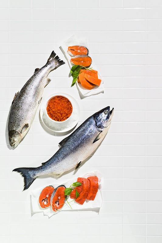 Millions of Canadian Dollars % Change BY THE NUMBERS Top Seafood Imports in 2009 (United Kingdom) World (CAD $ billions) Top Supplier Total 2.484 Iceland Frozen fish, fillet 0.