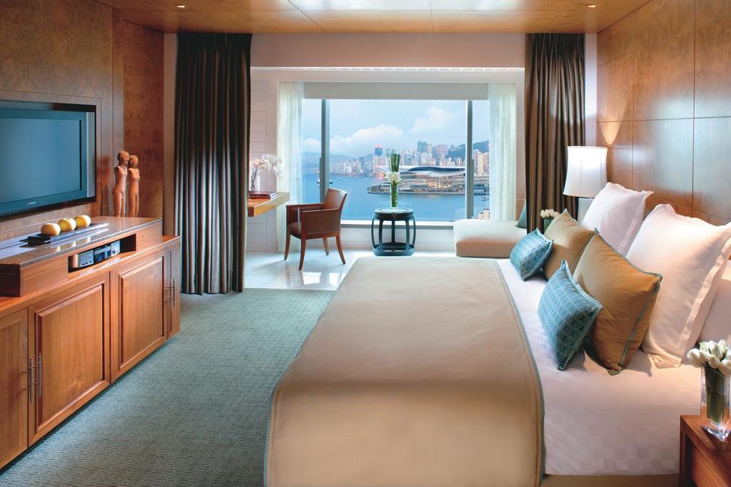 Located in the heart of the city, our iconic Mandarin Oriental, Hong Kong has perfected the art of preparing memorable stays for special celebrations for over 50 years.