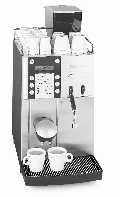 With the height of the coffee/milk dispenser adjusted steplessly from 8 to 15 mm, you can use all the popular sizes of cups and containers without problem.