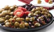 ..$36 fantastic fixin s platter Whether sandwiches or burger are on the menu, this colorful assortment of