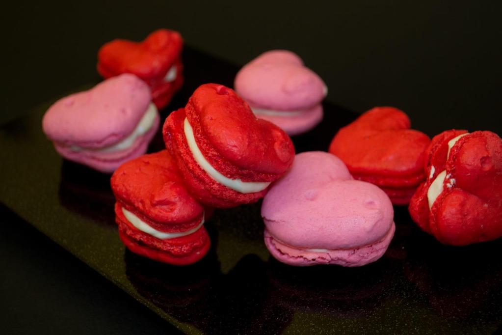 Heart Macarons Dye macarons red and pink and pipe into