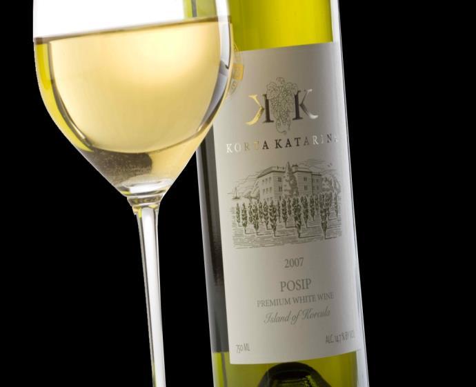 POSIP KORTA KATARINA Golden-greenish color in the glass provides an appealing appearance of this posip wine.
