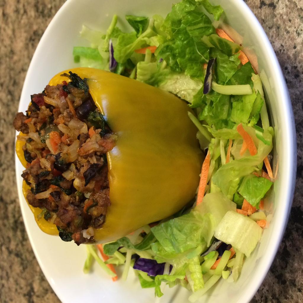 Stuffed Peppers with Side Salad 1 lb grass-fed ground beef 1 small zucchini, shredded 1 medium yellow onion, chopped 1 carrot, shredded 1 5-6oz container/bag organic spinach, bigger stems removed,