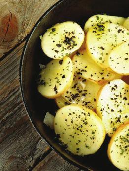 Herb Buttered Potatoes 1 cup of water 400g of small red potatoes, washed and halved Topping 2 tablespoons of butter 1 tablespoon of fresh parsley or dill,