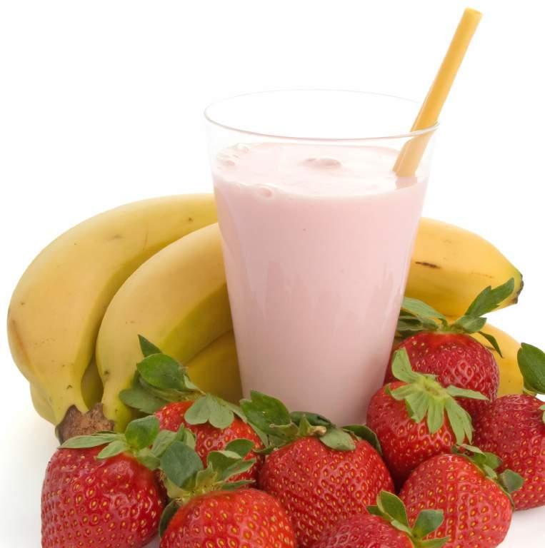 SMOOTHIES Strawberry Banana Smoothie 2 cups strawberries 1 2 bananas 1 cup milk 2 tablespoons plain yoghurt ice cubes as needed 1.