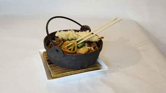 99 Udon soup with beef, chicken, egg, vegetable & shrimp tempura TORO Special Yaki Udon... $14.50 Stir-fried rice noodle with shrimp, chicken & beef Chirashi Sushi... $21.