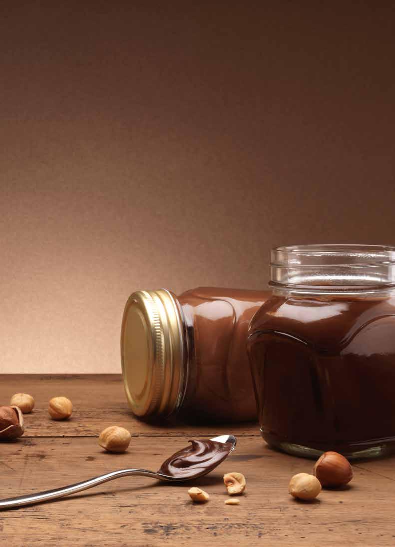 Range Two creamy recipes with 30% of hazelnuts - one of the highest content In the market - and 14% of cocoa in the Dark version to attract spread cream consumers that are looking for new tastes.