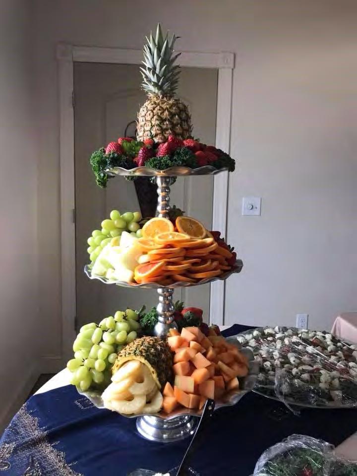 $200 Add surrounding fruits and vegetables or cheese and cracker trays ($50