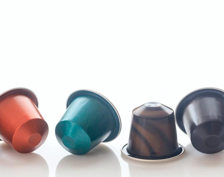 PROGRAMME FOCUS ON MATERIALS FOR CAPSULES ALUMINIUM, PLASTIC, BIODEGRADABLE THE THREE GENERATIONS OF COFFEE CAPSULE PACKAGING Are there any renewable raw materials for coffee capsules?