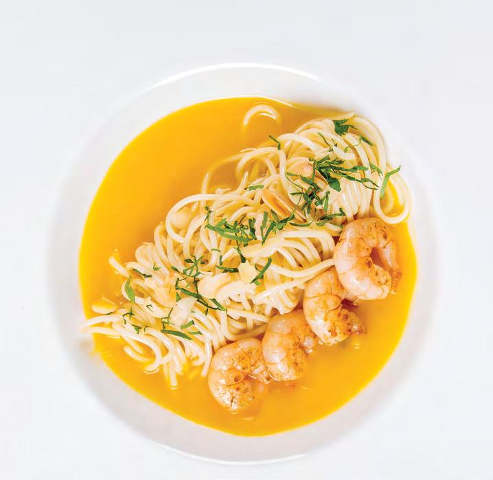 Pumpkin Pasta with Prawns & Almond Flakes Ingredients Pasta (raw, spaghetti)... 120 g Pumpkin (seeds and peel removed, cubed)... 2 cups Low fat cooking cream... ¼ cup Low fat milk.