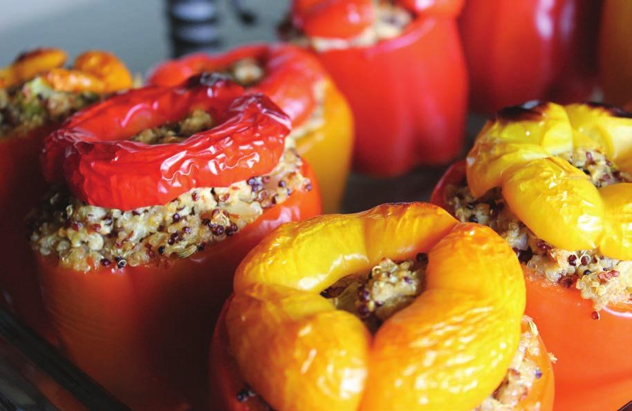 Stuffed Capsicum 1 medium red capsicum ½ tsp olive oil 1/4 zucchini, diced 1/4 tsp garlic, minced 1 tsp lemon juice 1/4 cup quinoa ½ cup canned chickpeas, drained 1 tomato, diced 1/4 tsp dried