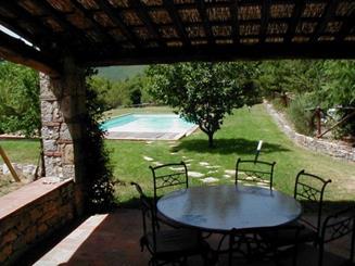 La Malpensatina Tuscan Farmhouse The farmhouse is situated on a 30-acre vineyard in the