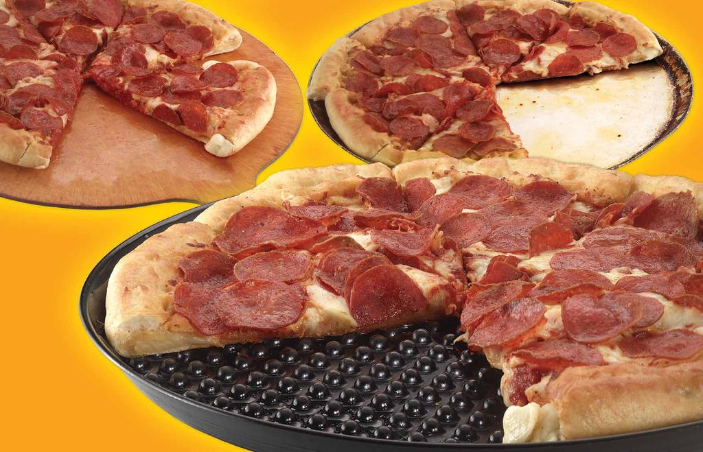 TRADITIONAL METAL AND WOOD SERVERS ALLOW YOUR PIZZA TO SOAK IN