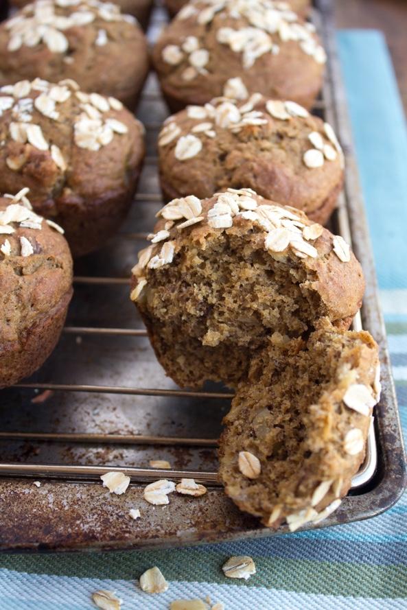Banana Spelt Muffins (makes 12 muffins) Prep time: 10 minutes Cook time: 25 minutes These Banana Spelt Muffins are nice and moist thanks to the bananas, milk, and yogurt, and healthy fat is added in